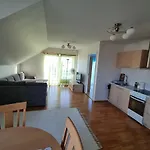 Juuli Apartment *